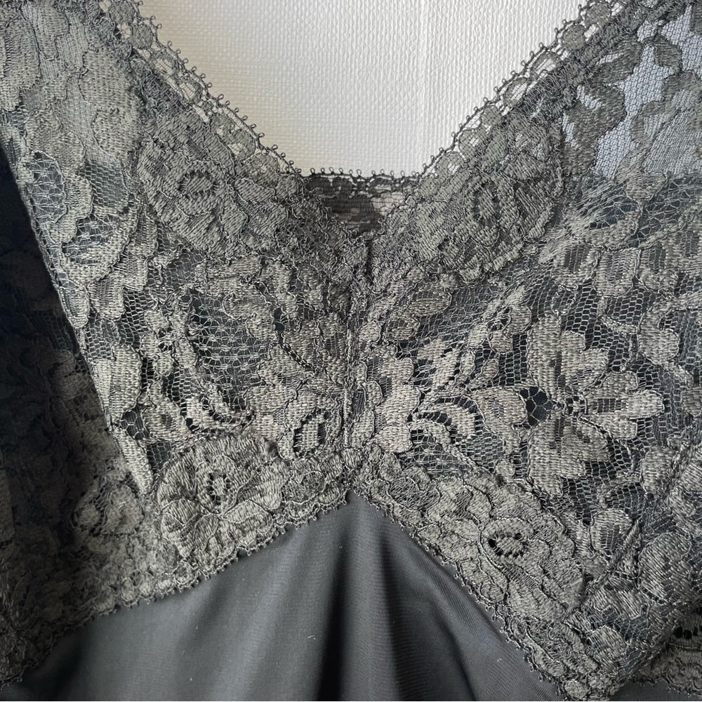 Vintage Henson Kickernick Full Dress Slip / Negligee Black + Gray Lace Size 32 - Picture 5 of 16